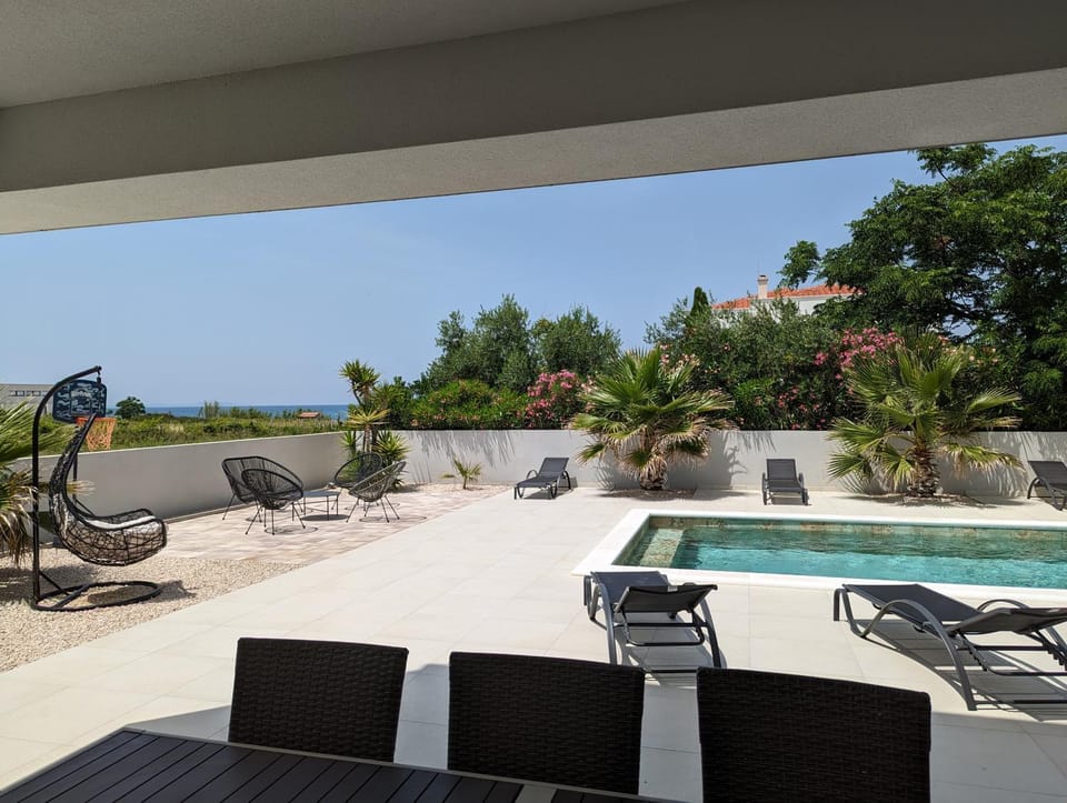 Innova TravelVir - Villa SunSet Villa in Zadar County