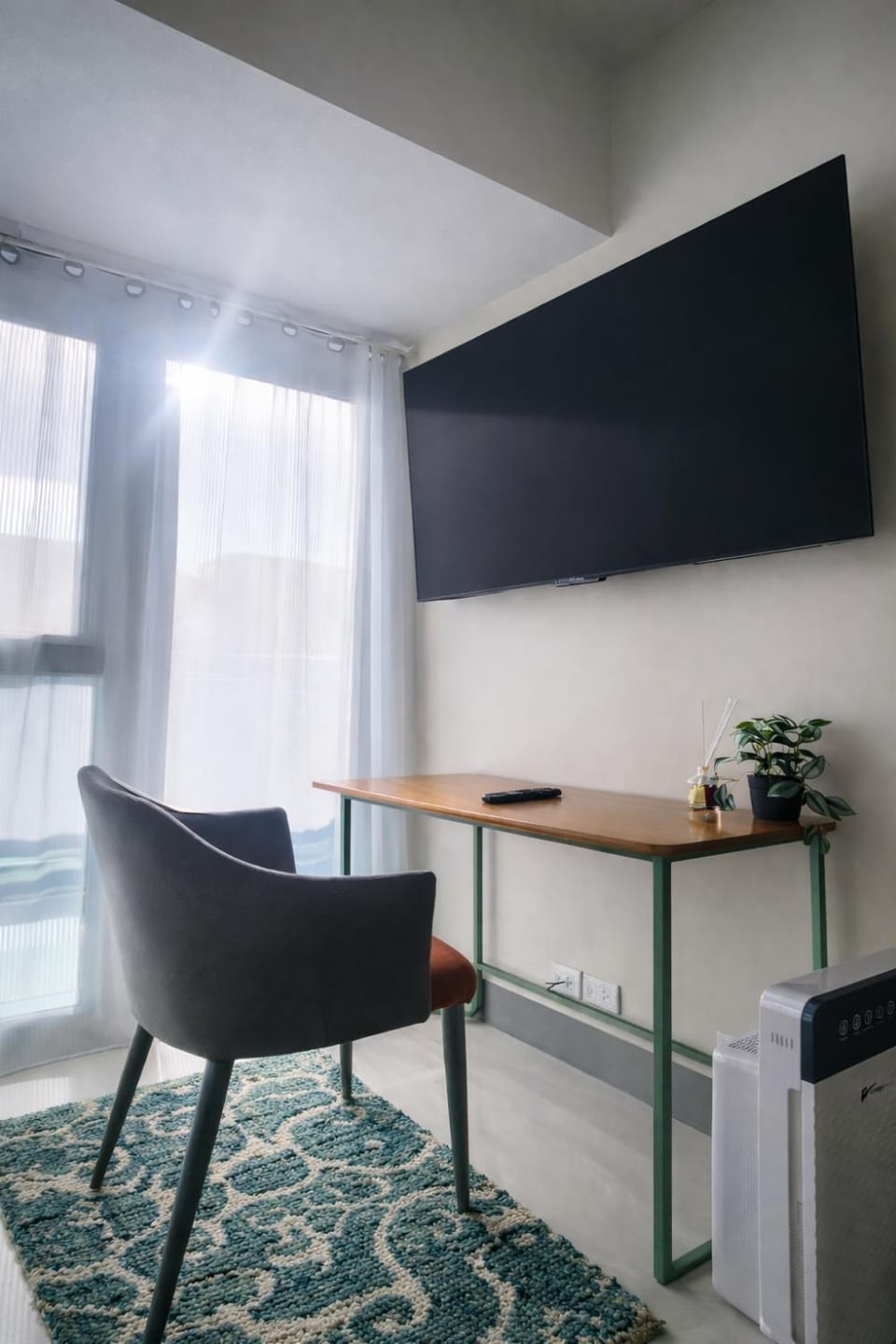 TV and multimedia, Living room, Seating area