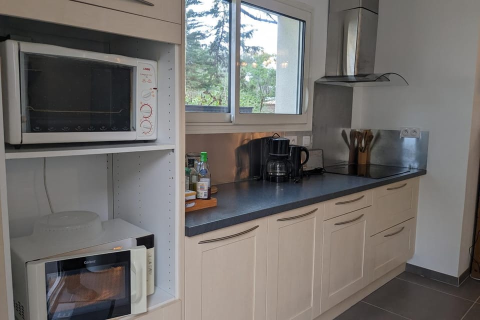 Nice 90m near the surf beach of Bud House in Pays de la Loire