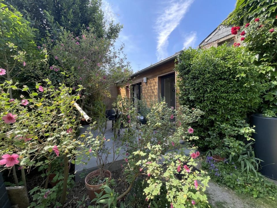Studio calme, terrasse privative en ville - 2 pers. - FR-1-381-536 Apartment in Tours