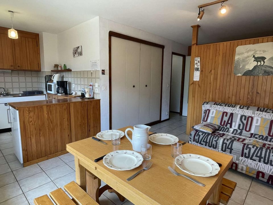 Charmant studio à Praz-Sur-Arly pour 5 pers. proche ski et lac, parking et casier à ski inclus - FR-1-603-79 Apartment in Megève