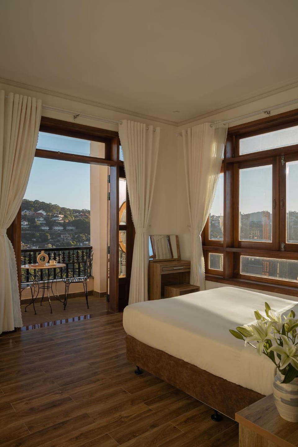 View (from property/room), Photo of the whole room