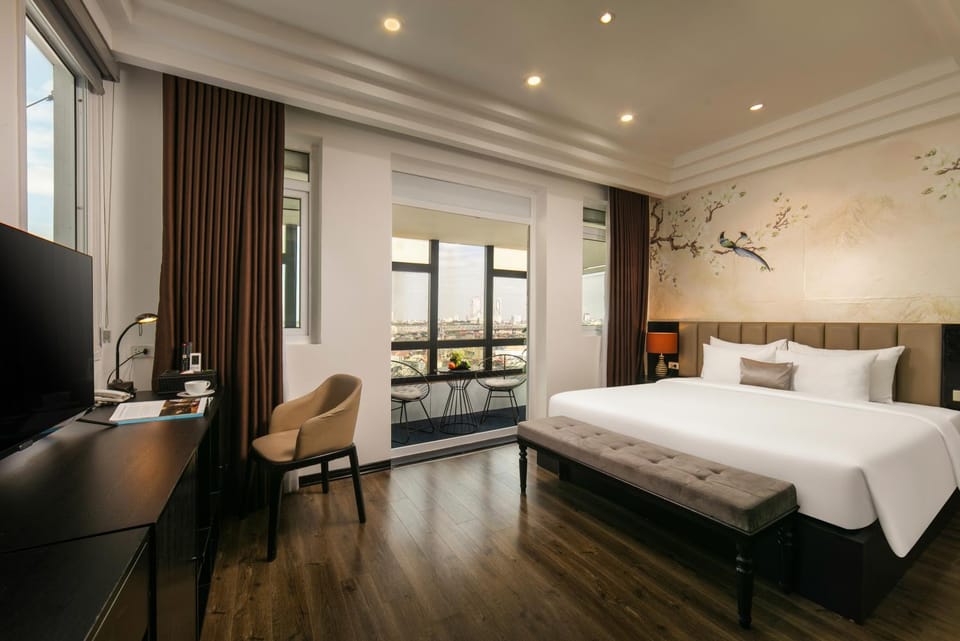 Bed, View (from property/room), Photo of the whole room