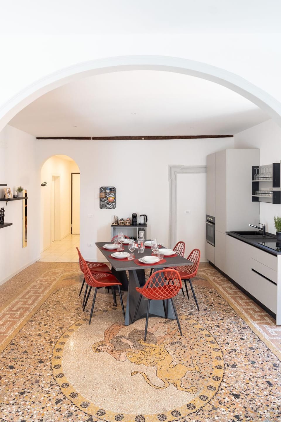 Coffee/tea facilities, Kitchen or kitchenette, Living room, Dining area, dishwasher, oven, stove, stove, kitchen, kitchen
