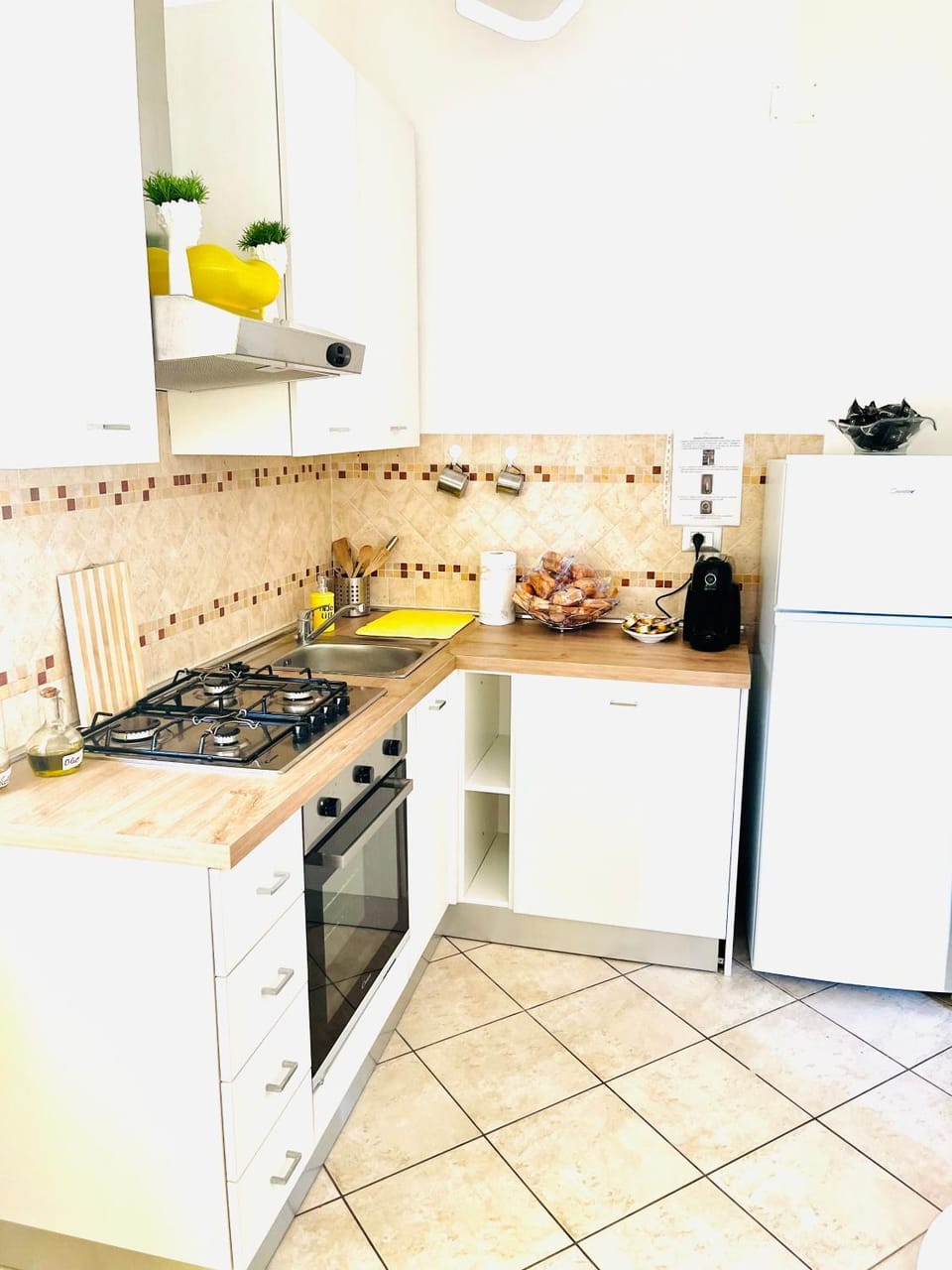 Kitchen or kitchenette, Breakfast, dishwasher, pet friendly, stove, kitchen, kitchen
