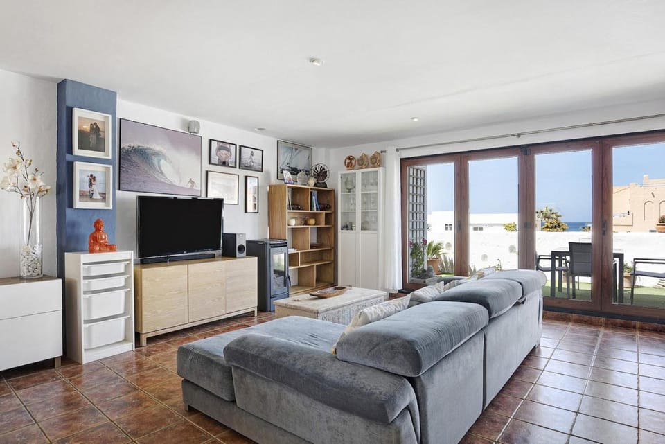 Communal lounge/ TV room, Living room