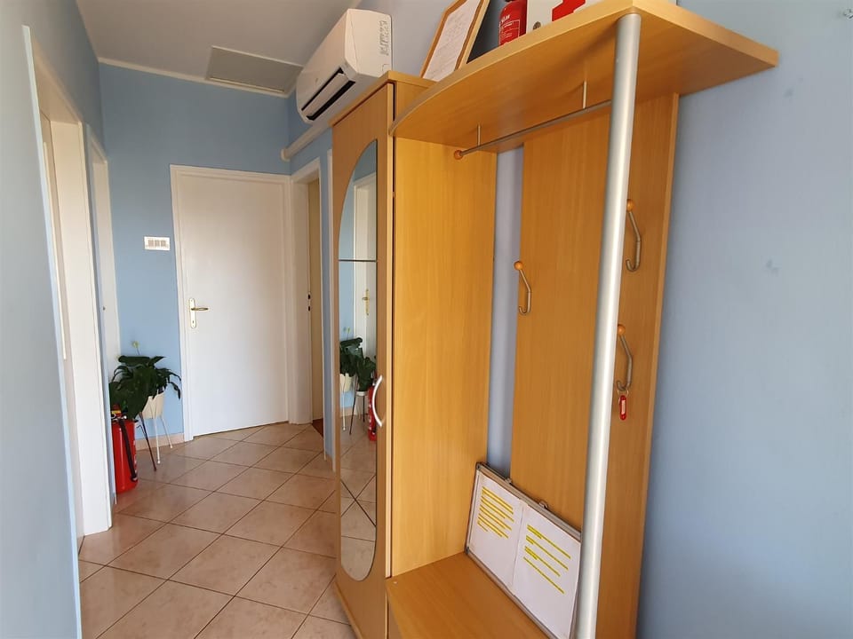 SANDRA A4, 80 m FROM THE BEACH Apartment in Novigrad