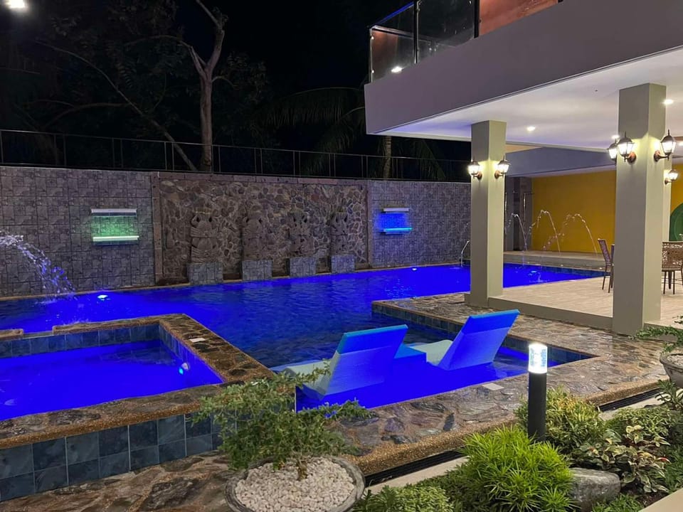 Night, Swimming pool