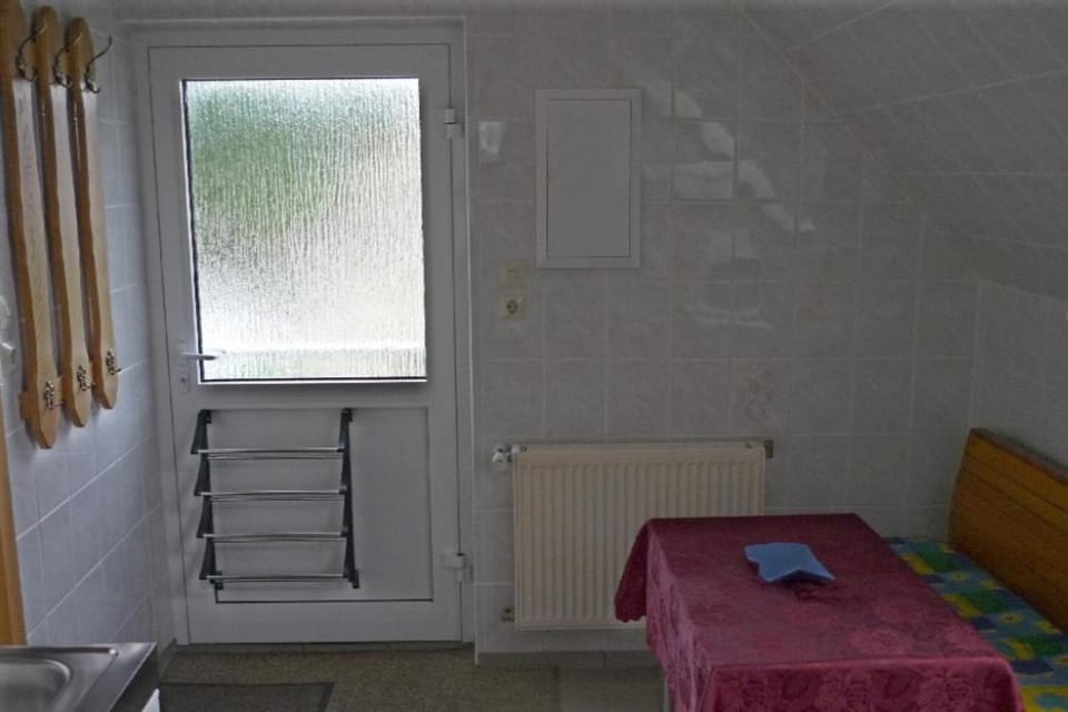 NEU Ferienwohnung Storchennest OG Apartment in Stralsund
