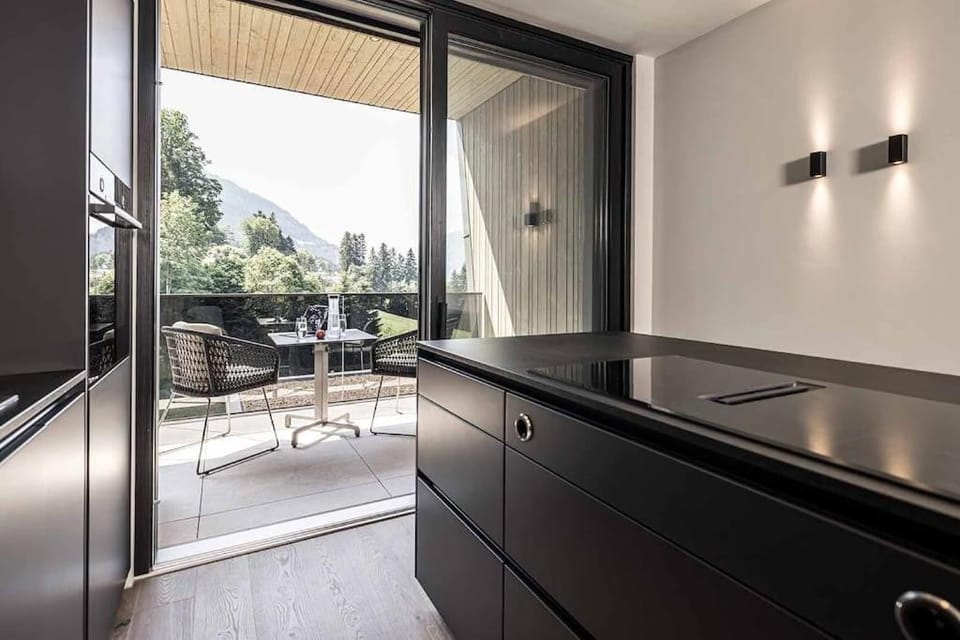 Balcony/Terrace, Kitchen or kitchenette