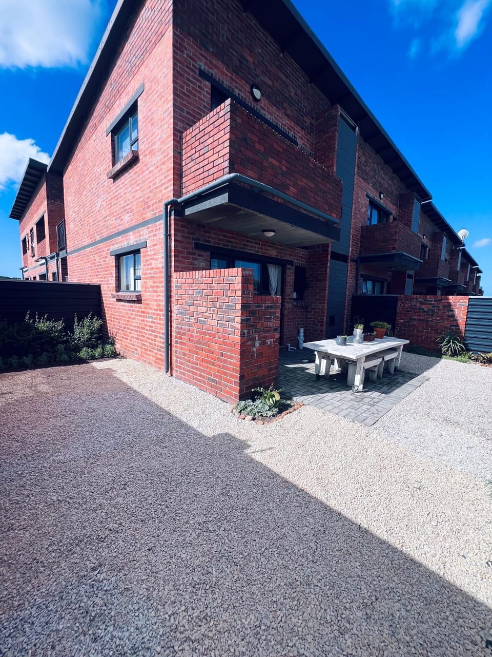 Homey Apartment near Walmer Apartment in Port Elizabeth