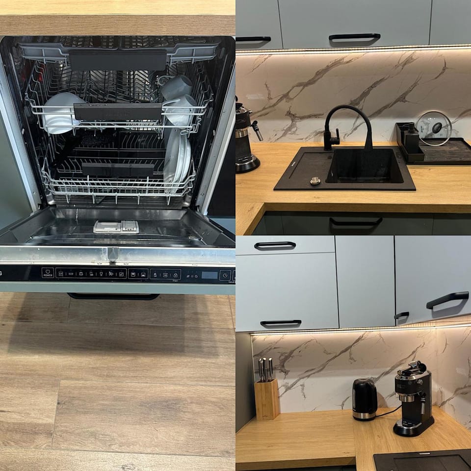 Coffee/tea facilities, Kitchen or kitchenette