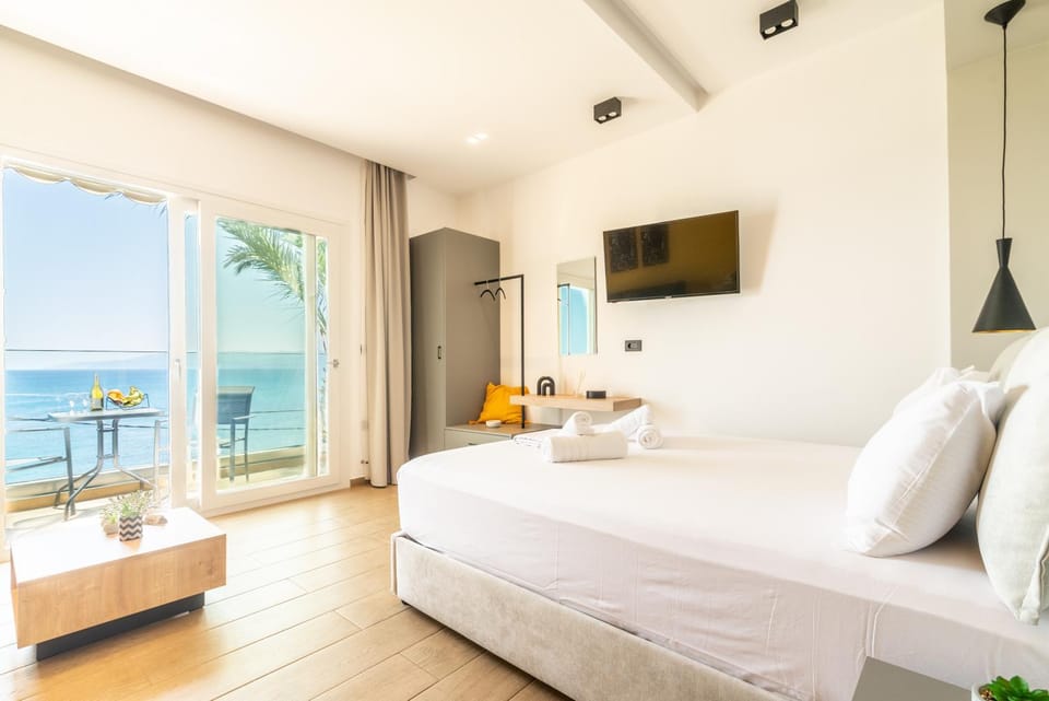 Bed, View (from property/room), Sea view