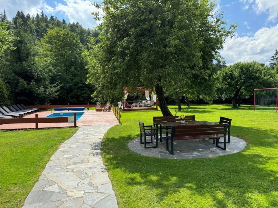 Swimming pool