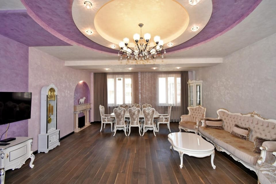 Northern Avenue , 2 bedrooms Beautiful, Spacious apartment HH777 Apartment in Yerevan