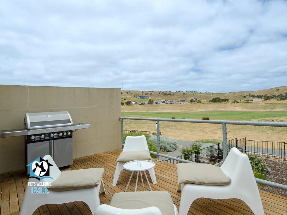Patio, BBQ facilities, Balcony/Terrace, Seating area