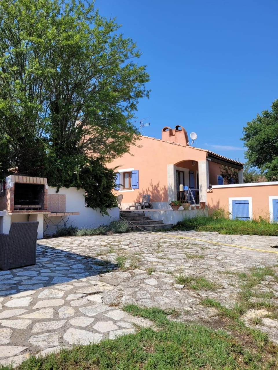 Location saisonnière villa Lauris Villa in Provence-Alpes-Côte d'Azur