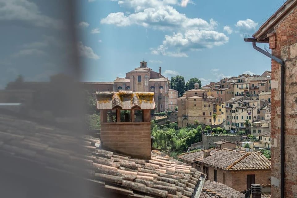Mimosa- Loft elegante con terrazza nel centro di Siena Apartment in Siena