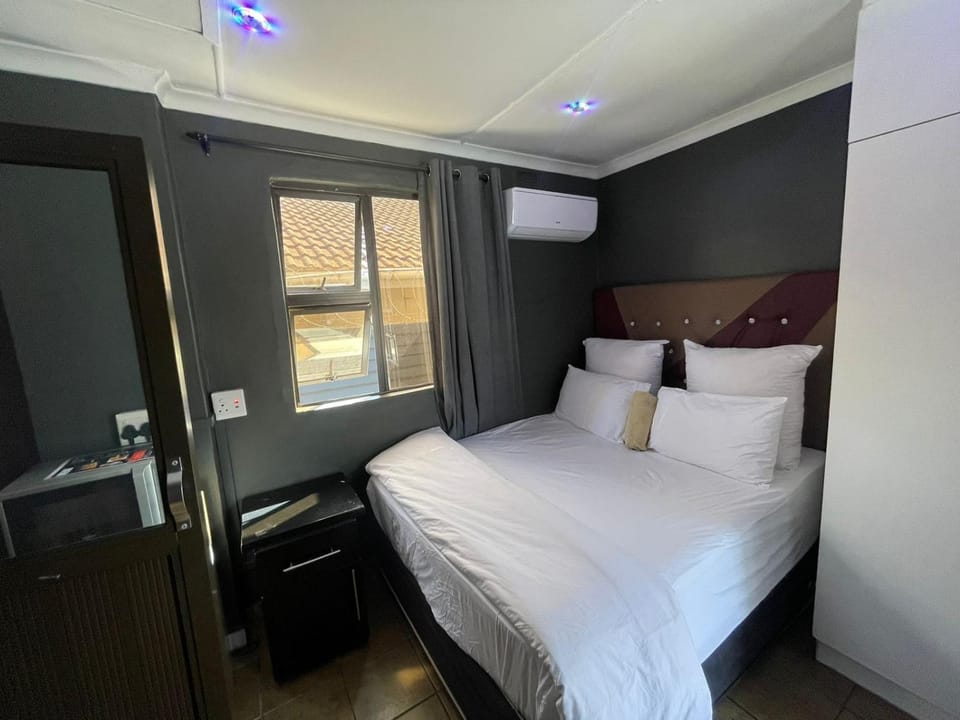 Mino Guest House Bed and Breakfast in KwaZulu-Natal