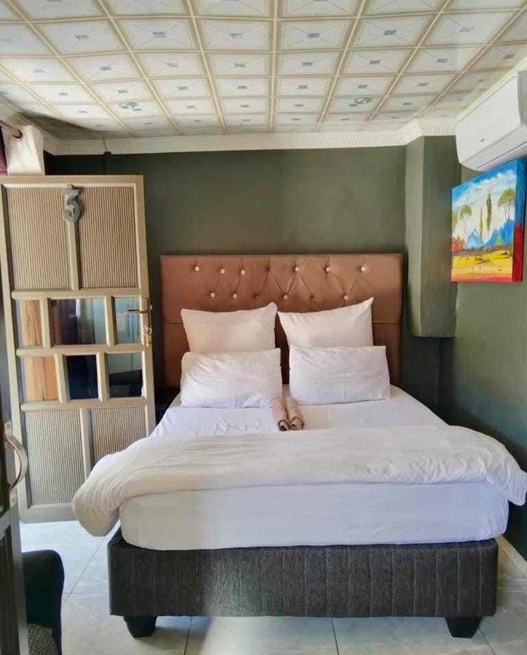 Mino Guest House Bed and Breakfast in KwaZulu-Natal