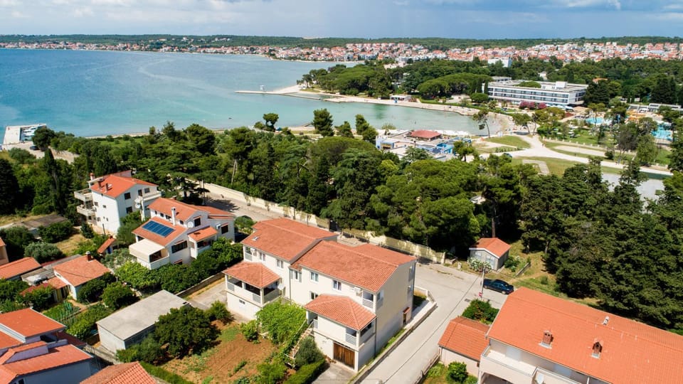 Property building, Beach, Sea view