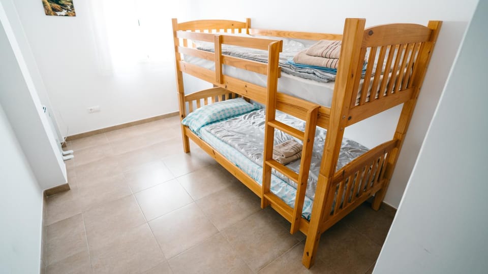 bunk bed