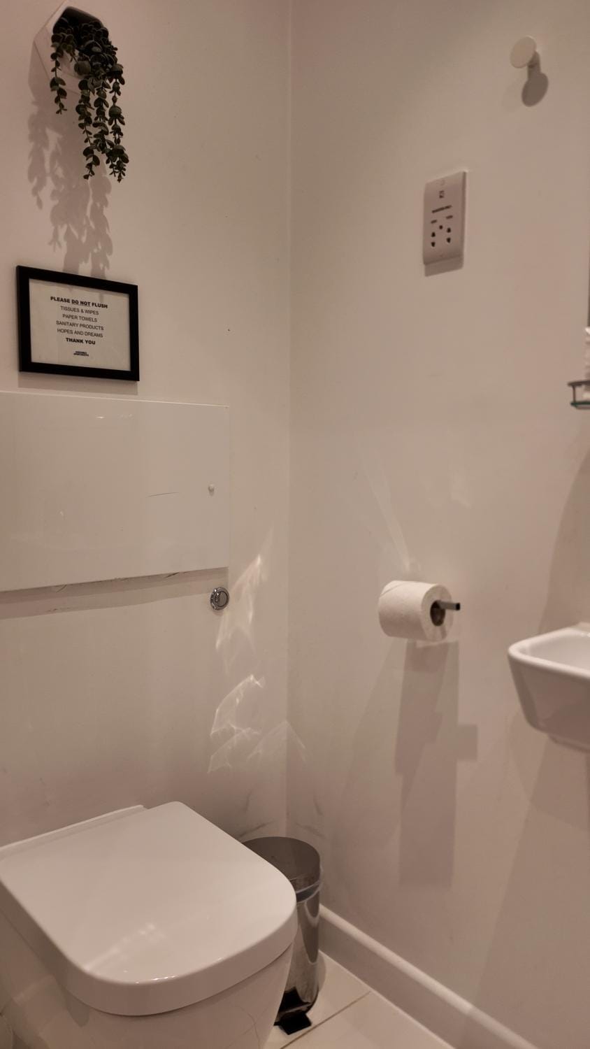 Toilet, Bathroom