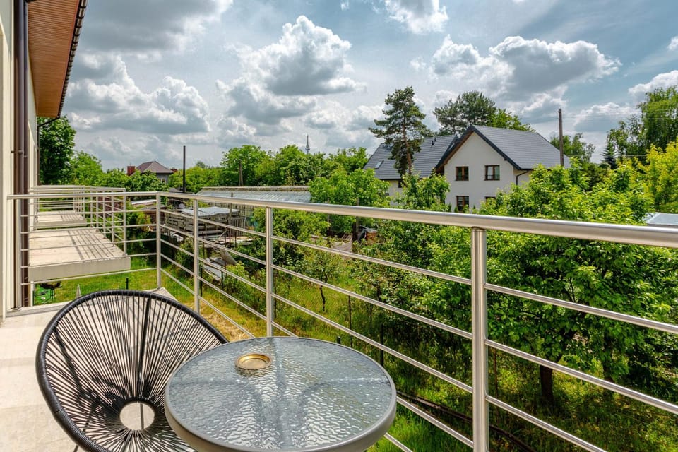 Property building, View (from property/room), Balcony/Terrace