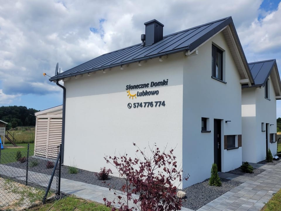 Słoneczne Domki Lubkowo House in Pomeranian Voivodeship