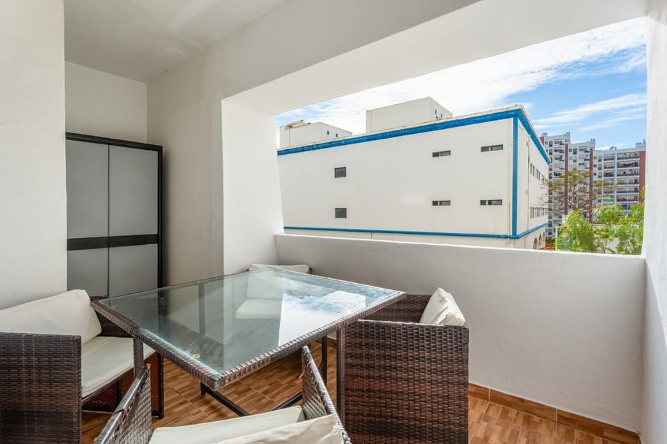 Praia da Rocha Apartment by LovelyStay Apartment in Portimao