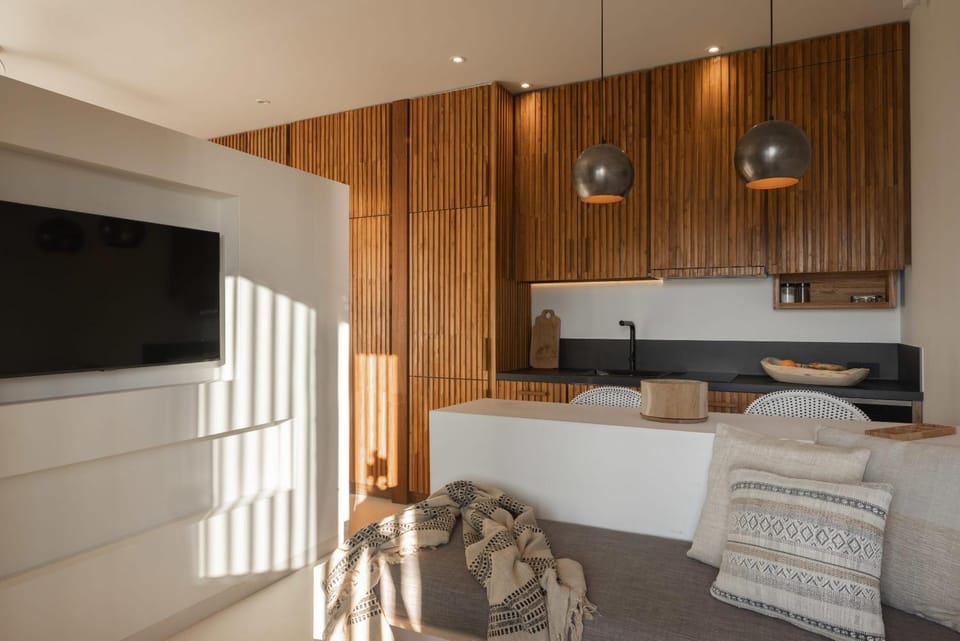 TV and multimedia, Kitchen or kitchenette, Living room, Seating area, pet friendly, stove