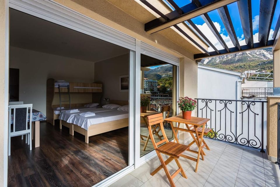 Day, View (from property/room), Balcony/Terrace, Mountain view