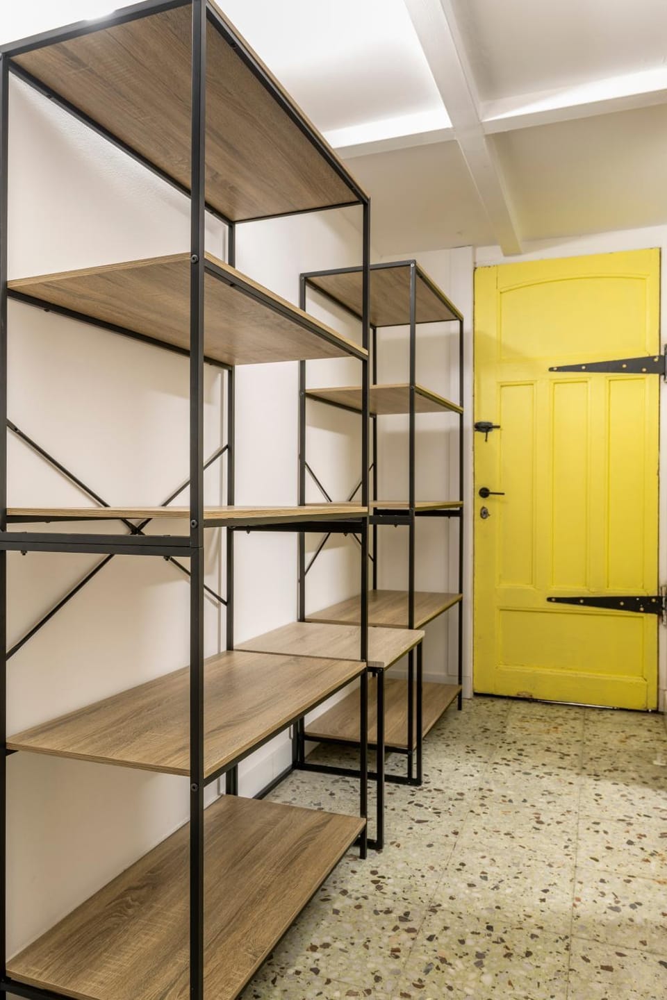 Budget for Family - Bahai Gardens main street Apartment in Haifa
