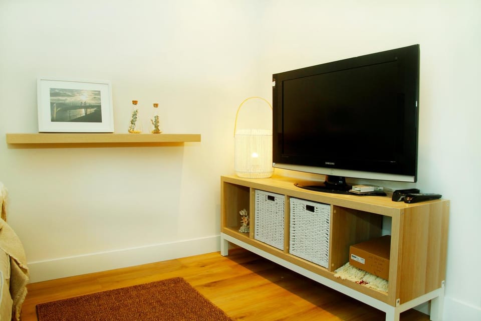 Communal lounge/ TV room, TV and multimedia