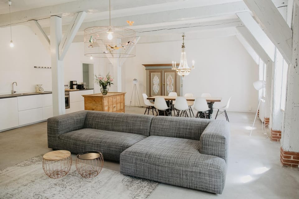 Kitchen or kitchenette, Living room, Dining area, Meeting/conference room