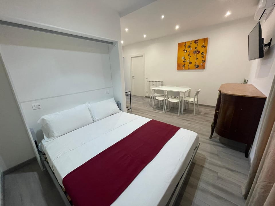 Bed, Photo of the whole room
