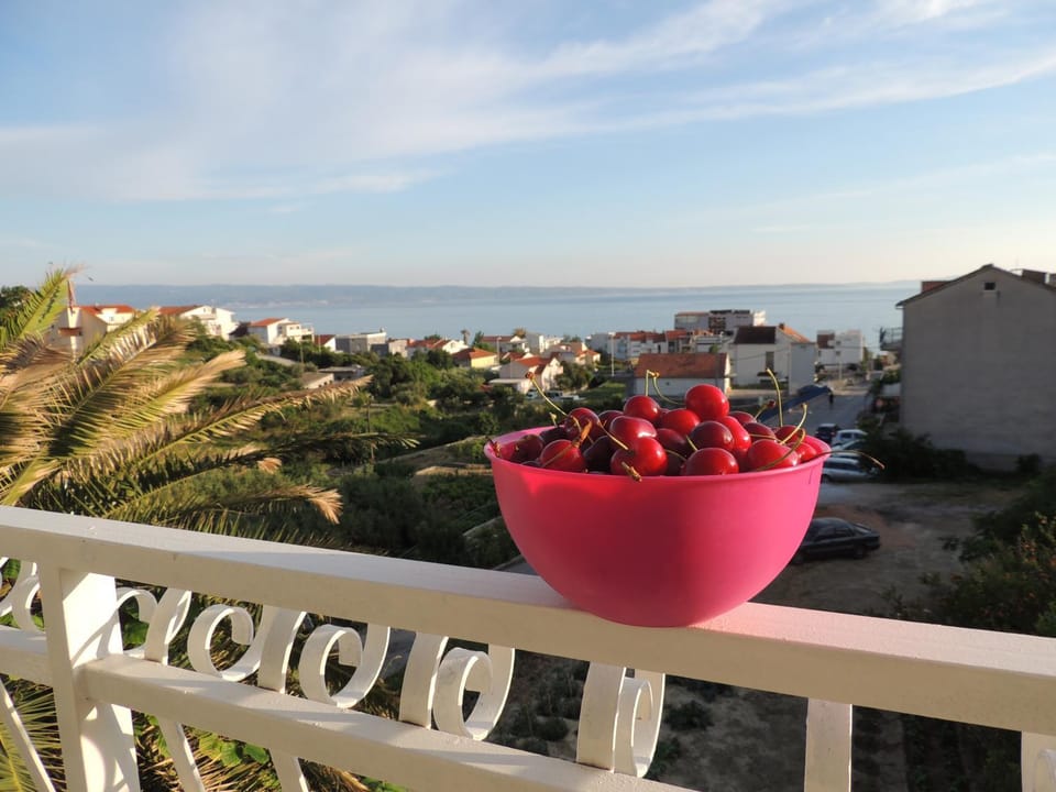 Balcony/Terrace, Food, Sea view