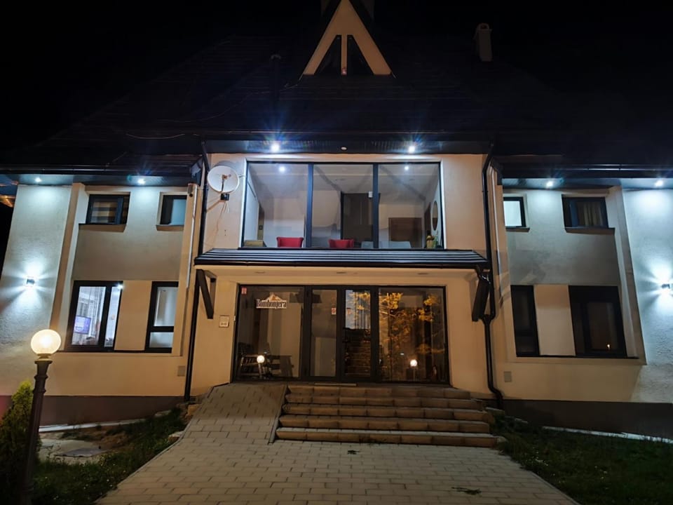 Apartman Lav Apartment in Zlatibor District, Serbia