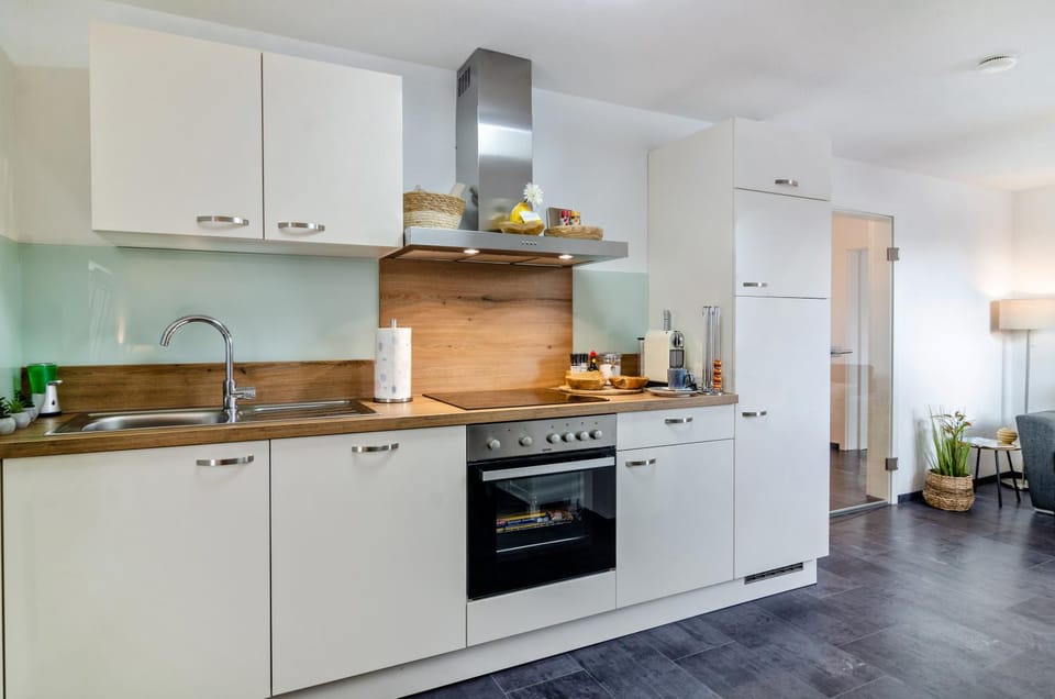 Kitchen or kitchenette, Living room