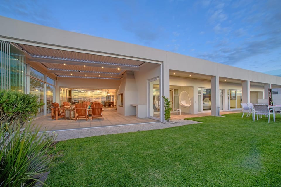 BBQ facilities, Balcony/Terrace, Beach, Sea view, Sunset, fireplace