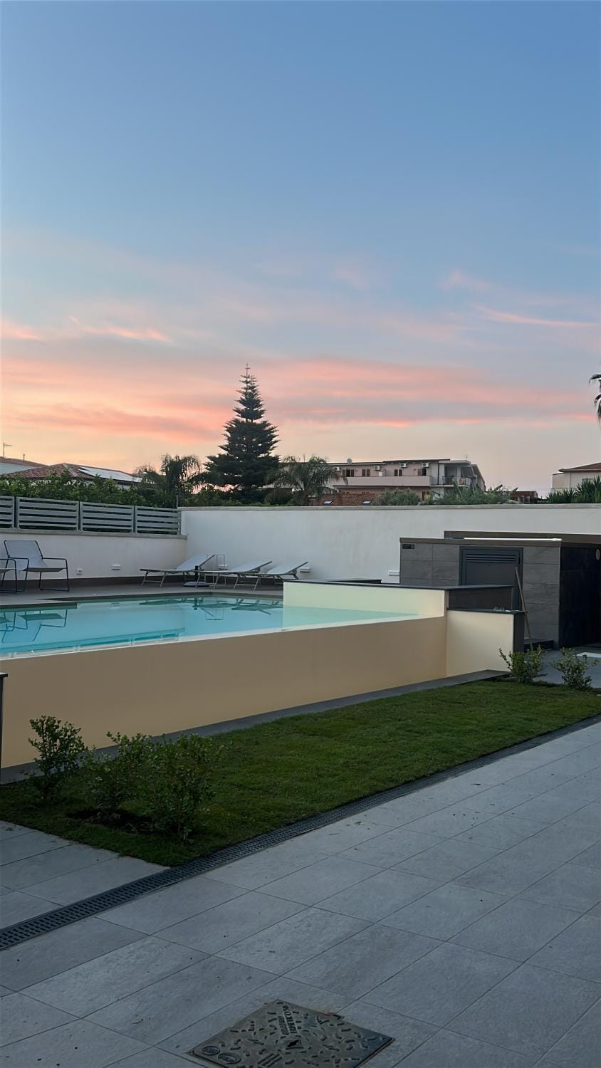 Pool view, Swimming pool
