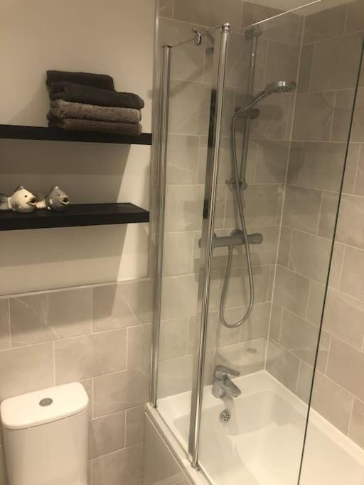 Entire 2 bedroom house in Tamworth House in Tamworth