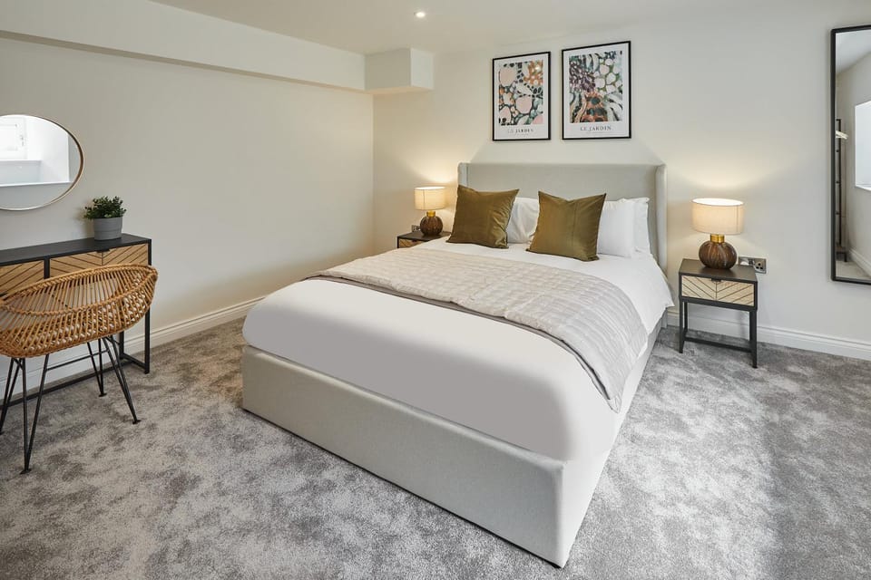 Bed, Bedroom