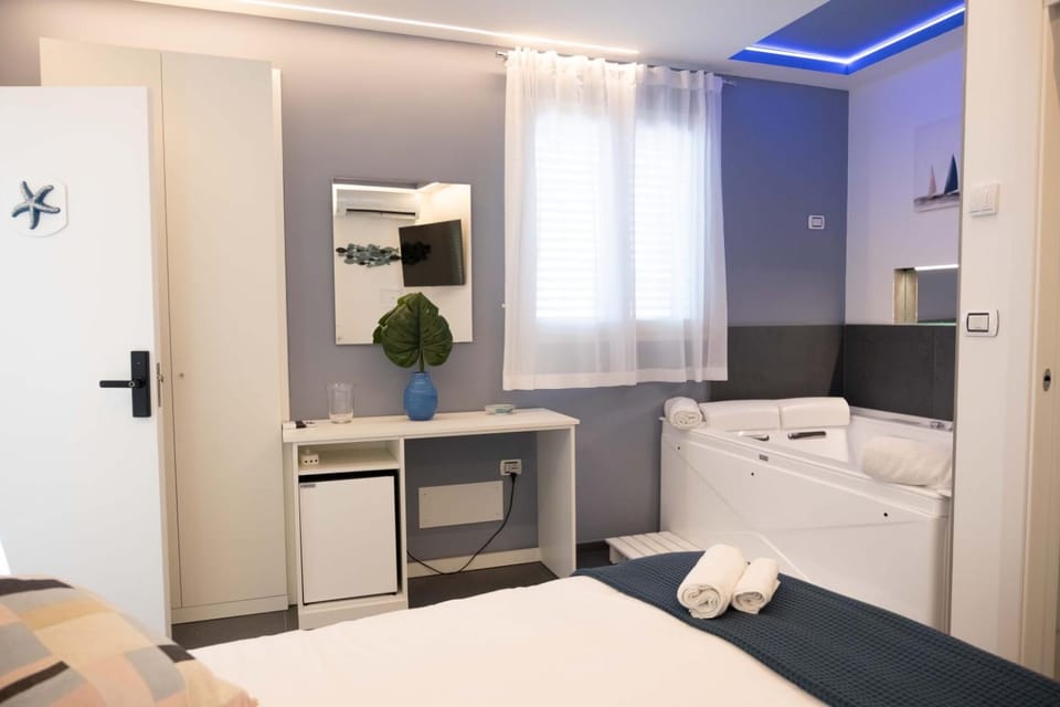 Vista Mare Bed and Breakfast in Mola di Bari