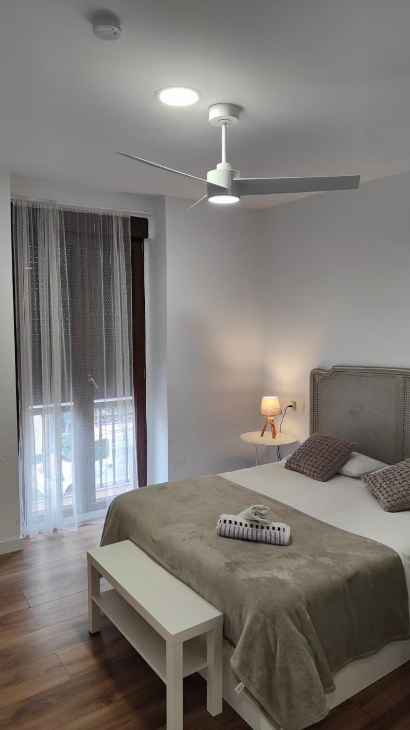 Amplio alojamiento centro barrio del Oeste Apartment in Salamanca
