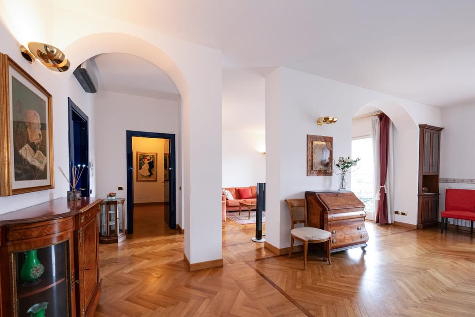Como city view apartment Apartment in Como
