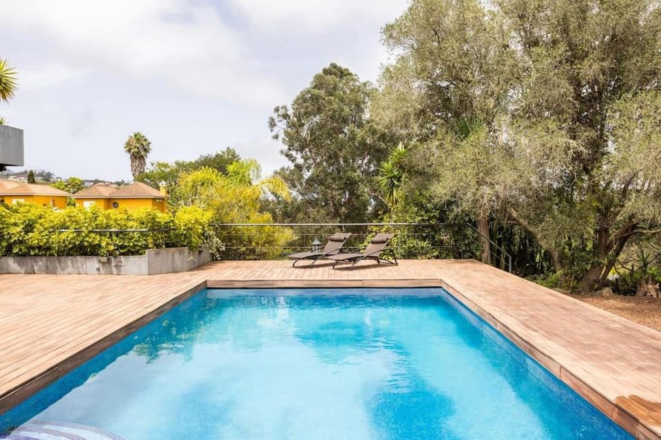Spring, Day, Natural landscape, Summer, BBQ facilities, BBQ facilities, Garden, Garden, Balcony/Terrace, Garden view, Pool view, Swimming pool, Swimming pool, Family, sunbed