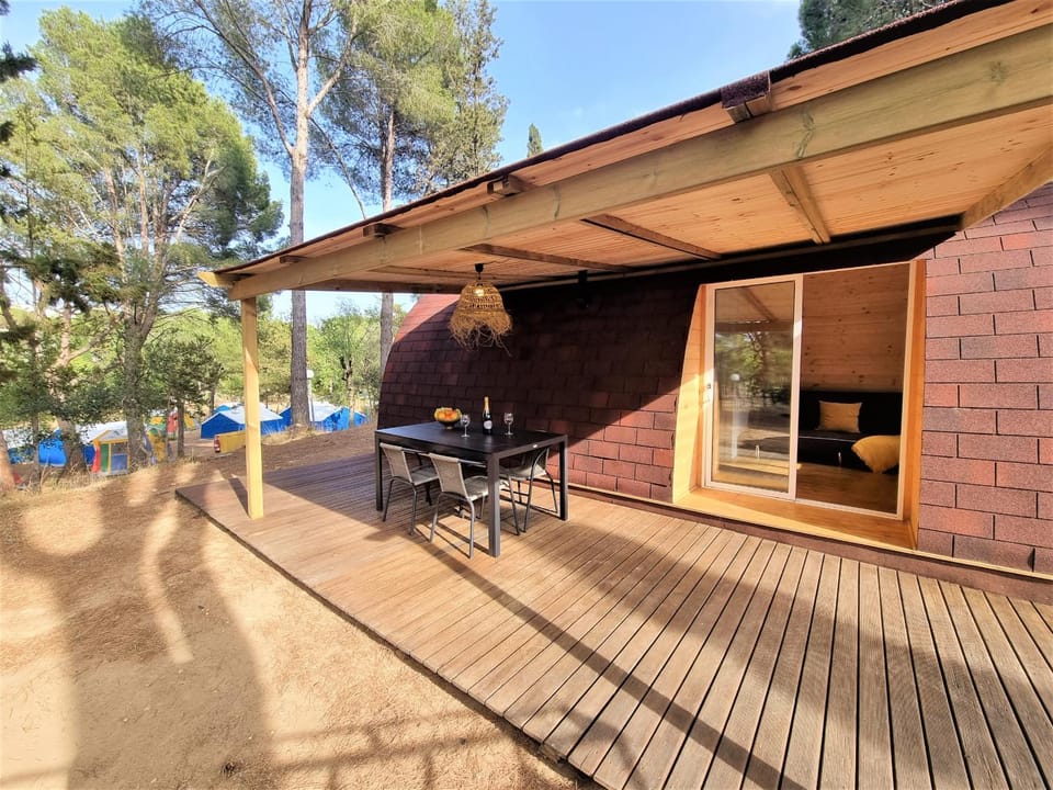 Property building, Off site, View (from property/room), Balcony/Terrace, Dining area