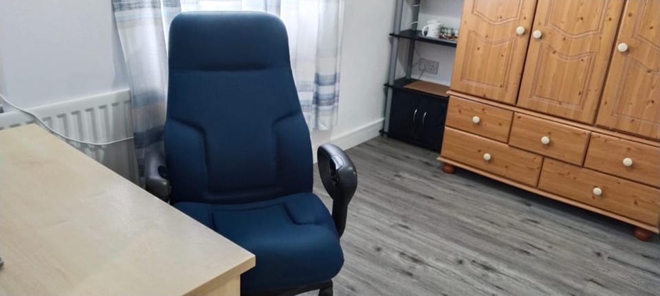 White House Ensuite double bedroom Vacation rental in Warrington