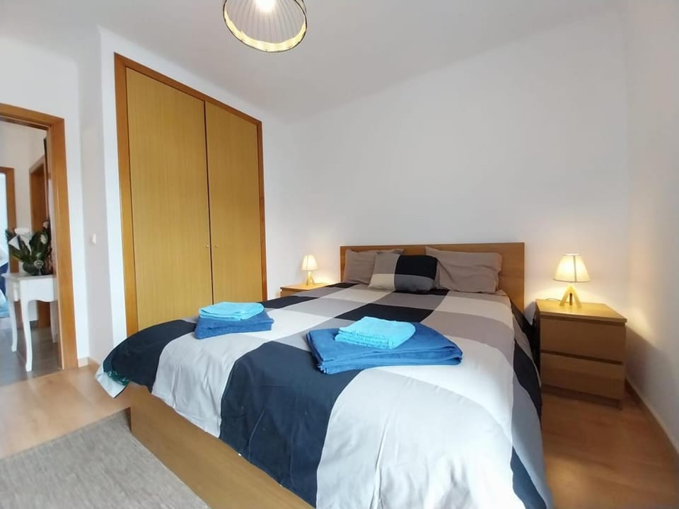 Bed, Bedroom, wardrobe